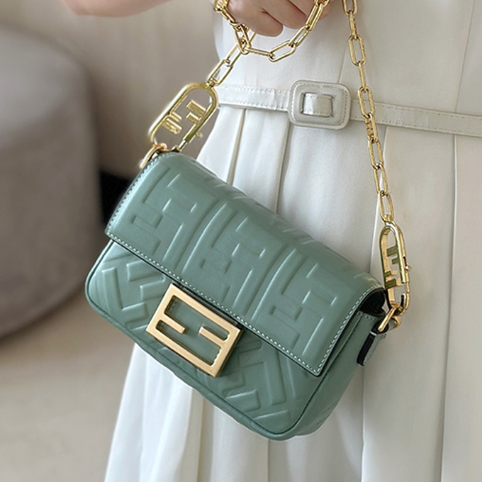 fendi baguette embossed ff lambskin shoulder handbag